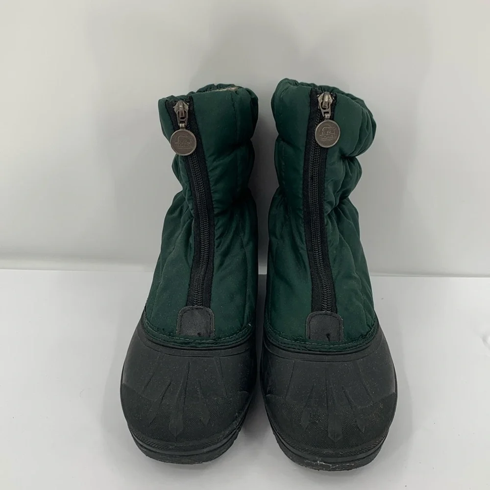 Sorel puffer winter ankle boots hunter green zipper black traction sole women 9